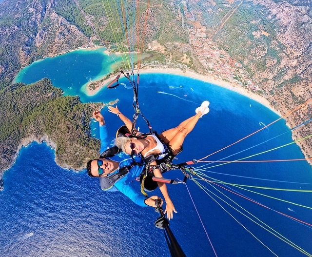 Paragliding Tour from Babadağ – Breakfast, Dinner & Transfers Included