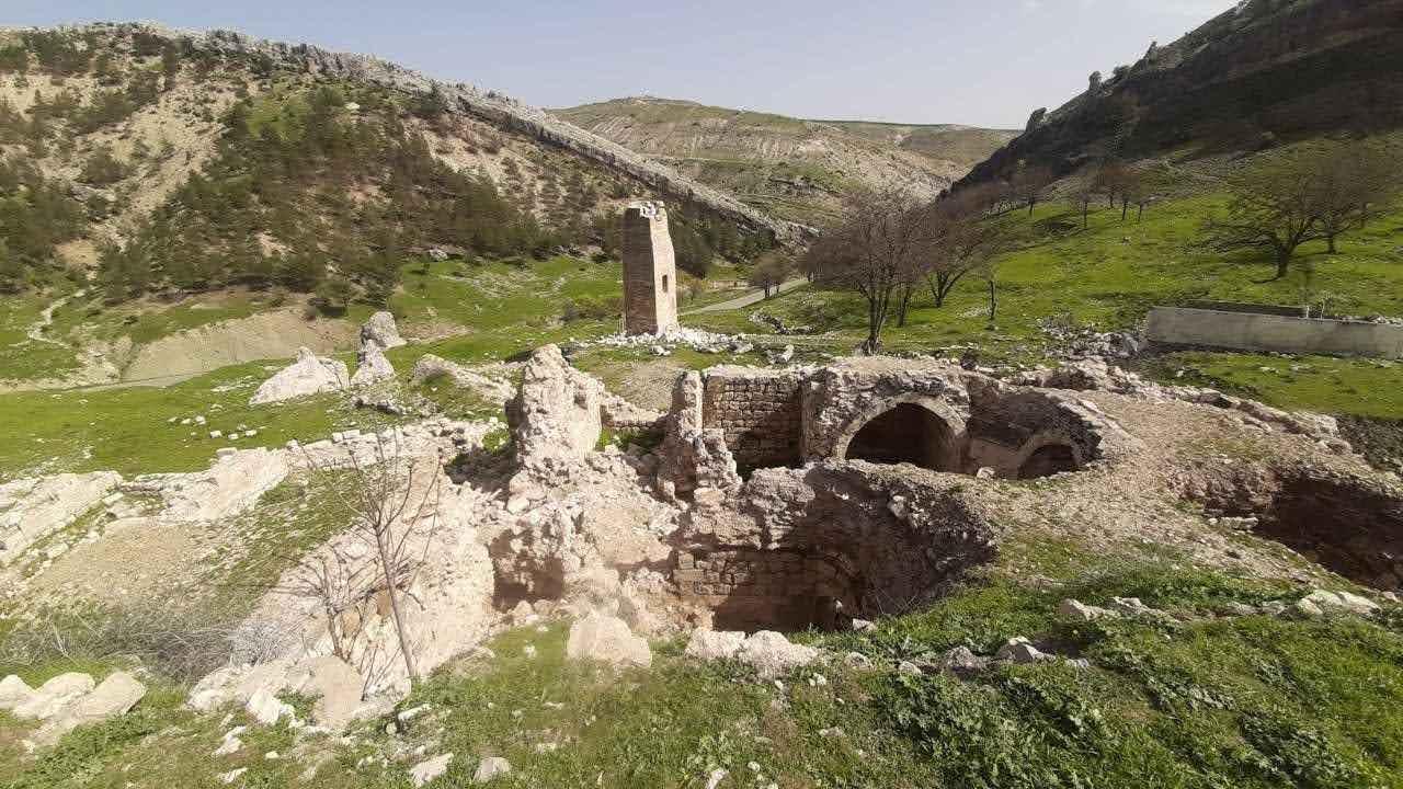 Eski Besni Örenyeri