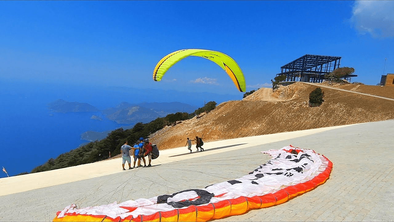 Ölüdeniz: Tandem Paragliding Experience