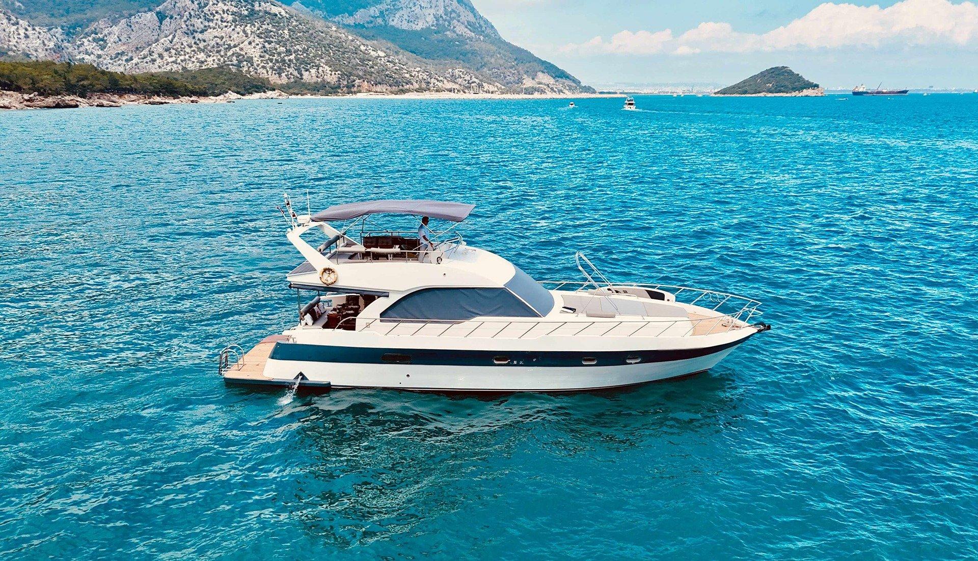 Harem VIP JR Motor Yacht