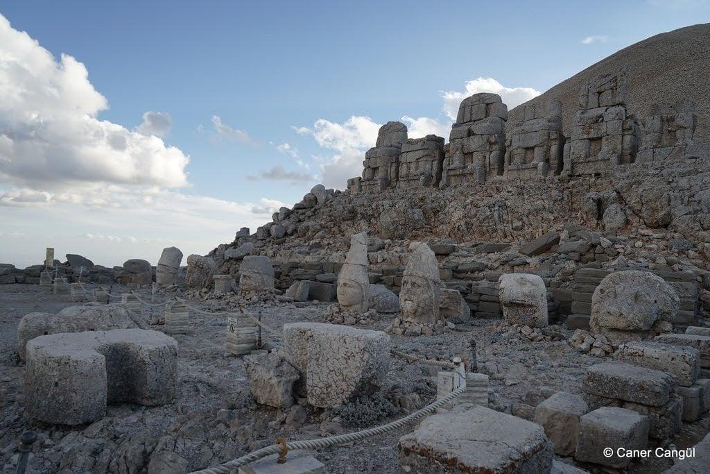 Nemrut Dağı Doğu Terası