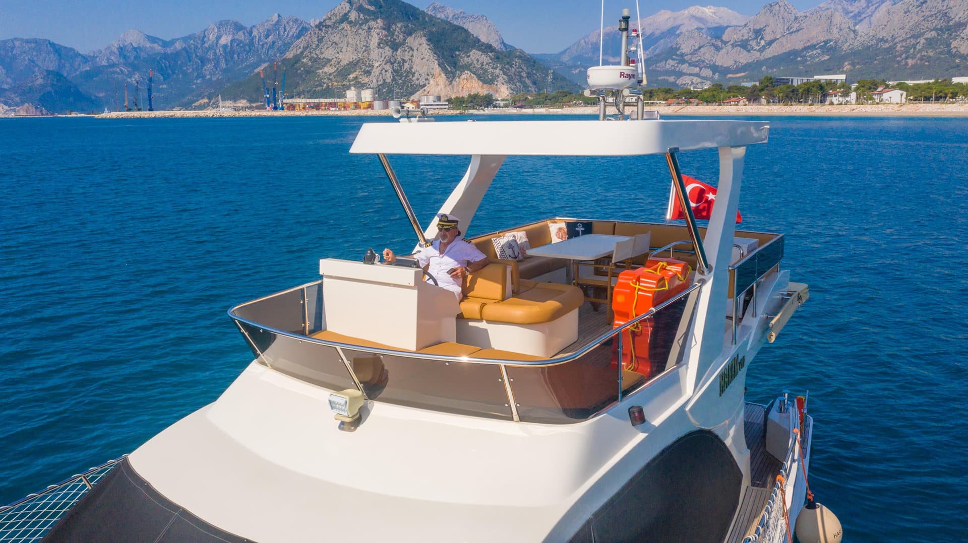 Antalya Çıkışlı VIP Tekne Turu – Sıçan Adası ve Gün Batımı Rotası